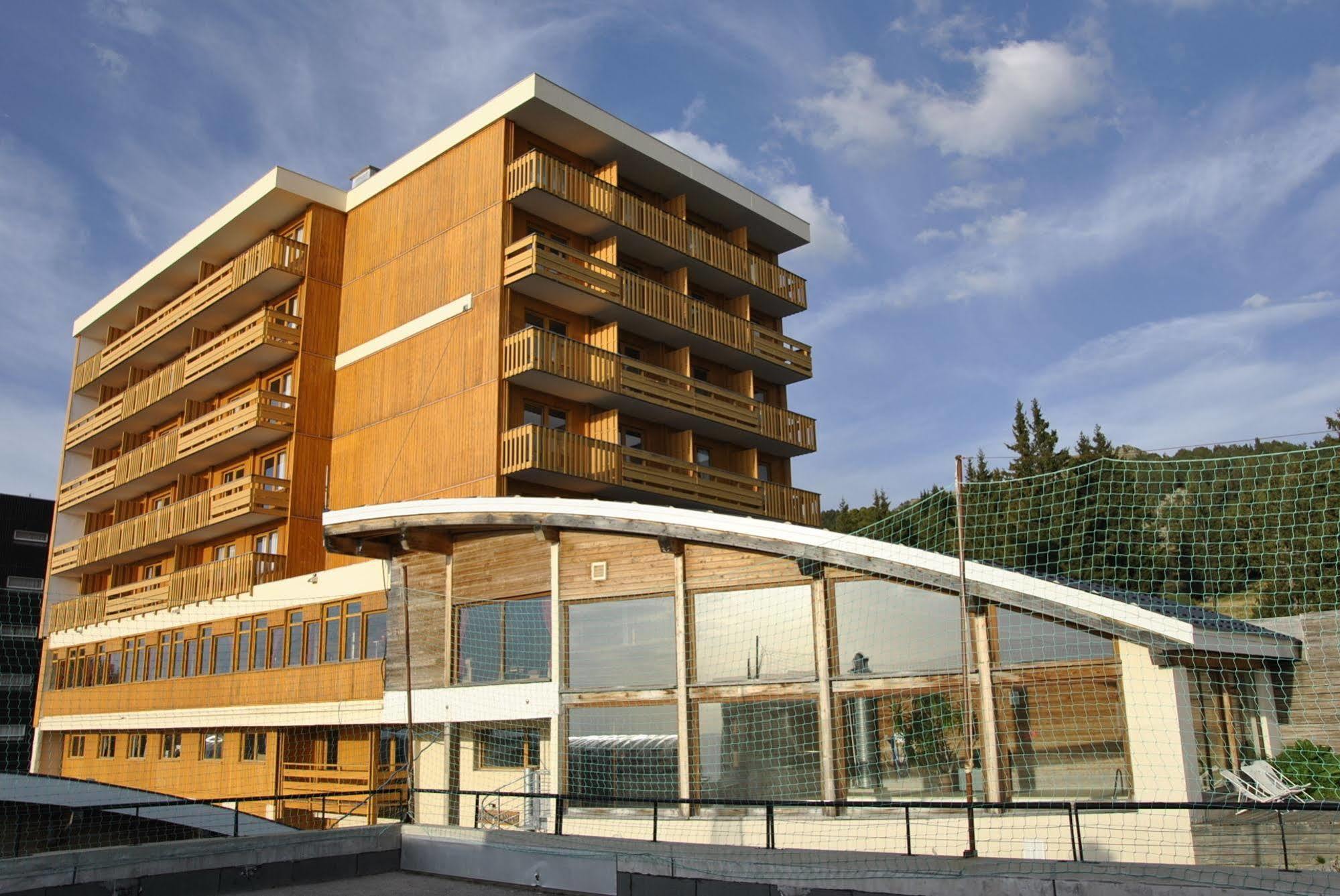 La Berangere Aparthotel Chamrousse Bagian luar foto
