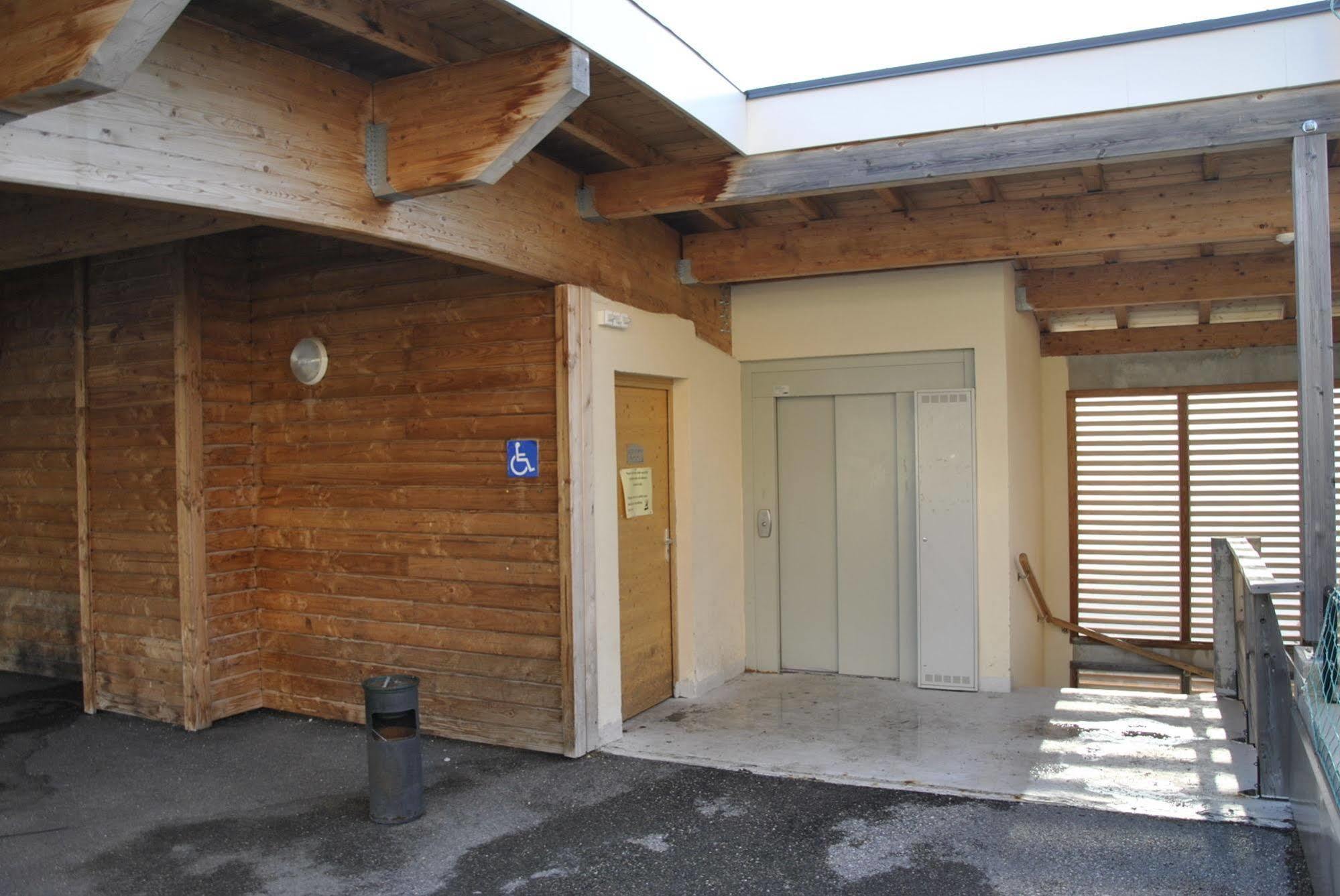 La Berangere Aparthotel Chamrousse Bagian luar foto