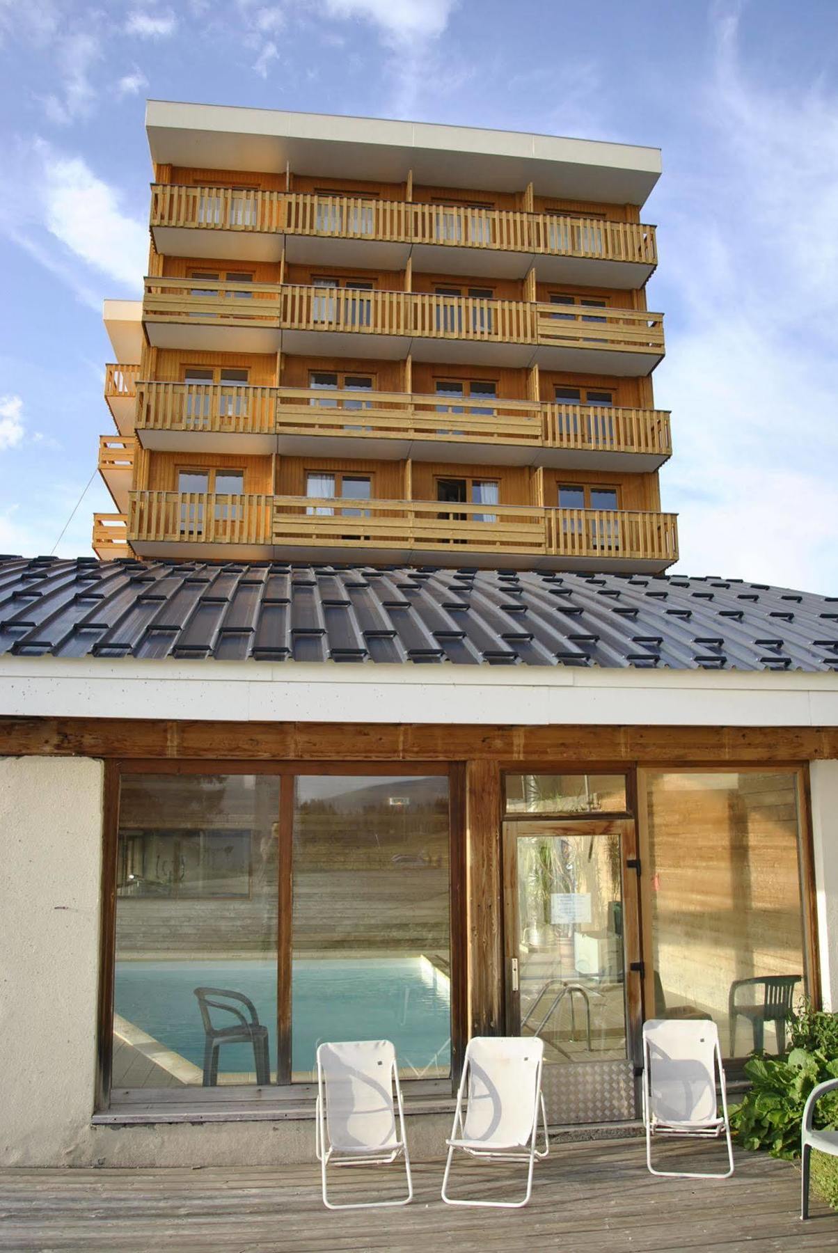 La Berangere Aparthotel Chamrousse Bagian luar foto