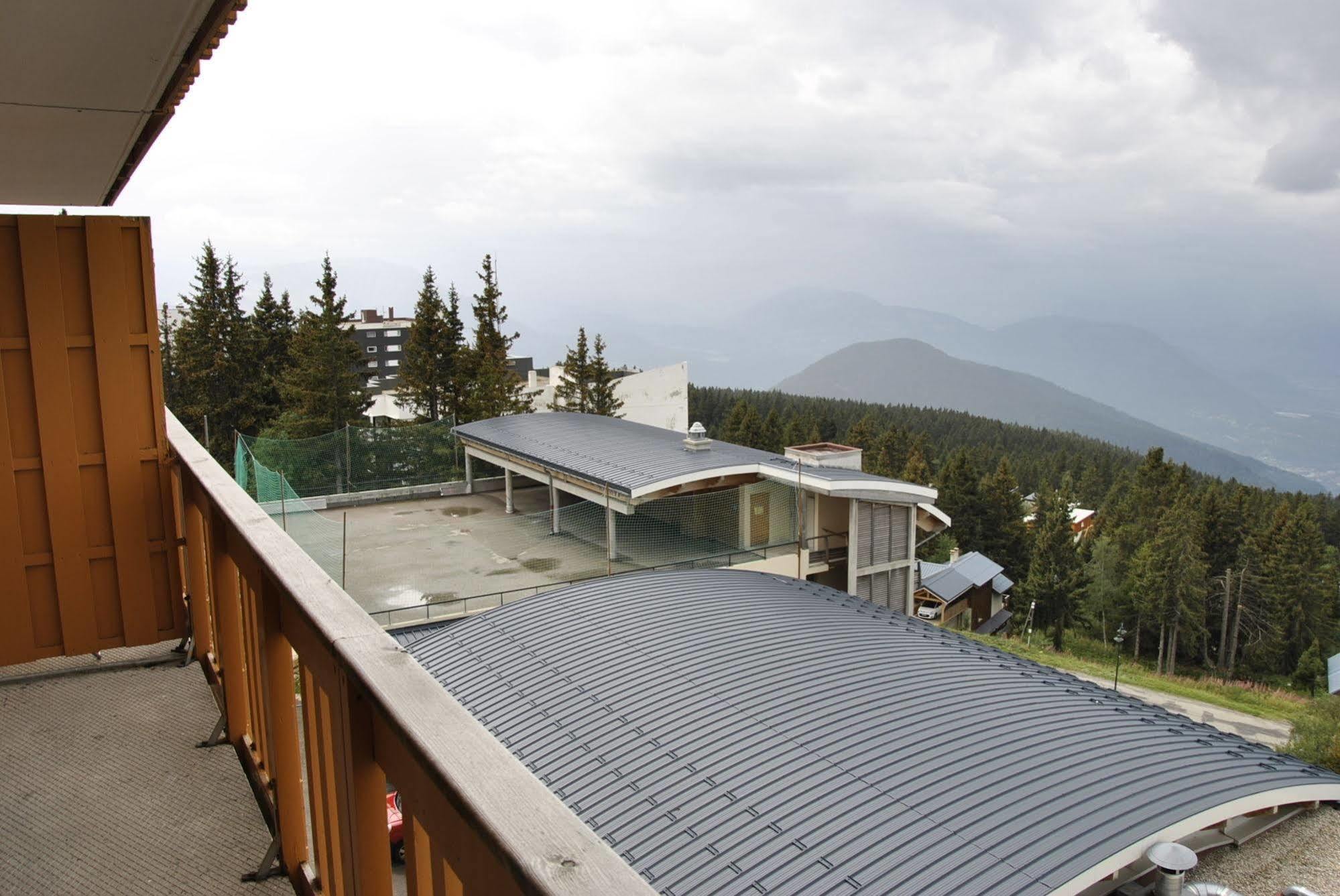 La Berangere Aparthotel Chamrousse Bagian luar foto