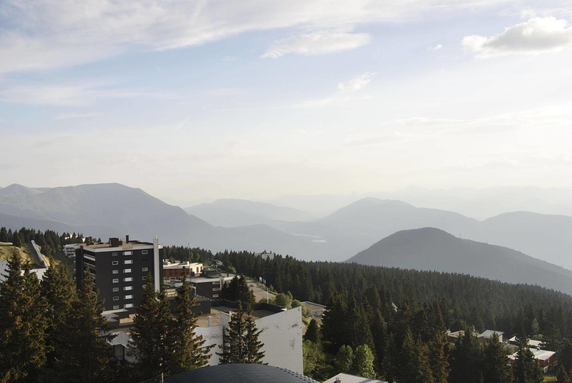 La Berangere Aparthotel Chamrousse Bagian luar foto
